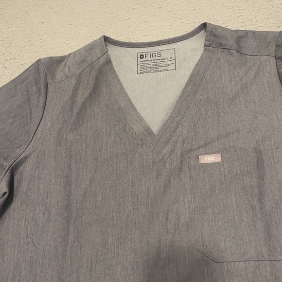 Figs TansenScrubs and Leon Three-Pocket Scrub Top size Xl - Picture 3 of 8